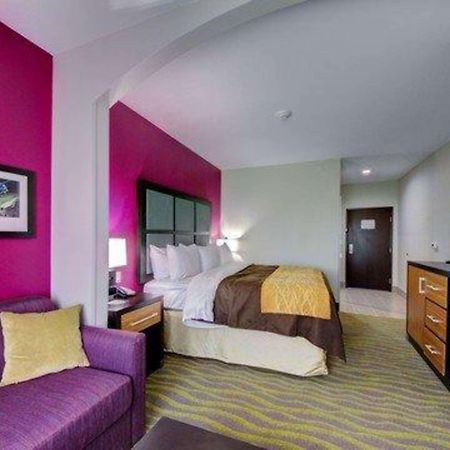 Comfort Inn & Suites Tulsa I-44 West - Rt 66 Oakhurst Eksteriør billede