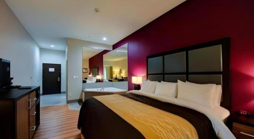 Comfort Inn & Suites Tulsa I-44 West - Rt 66 Oakhurst Eksteriør billede